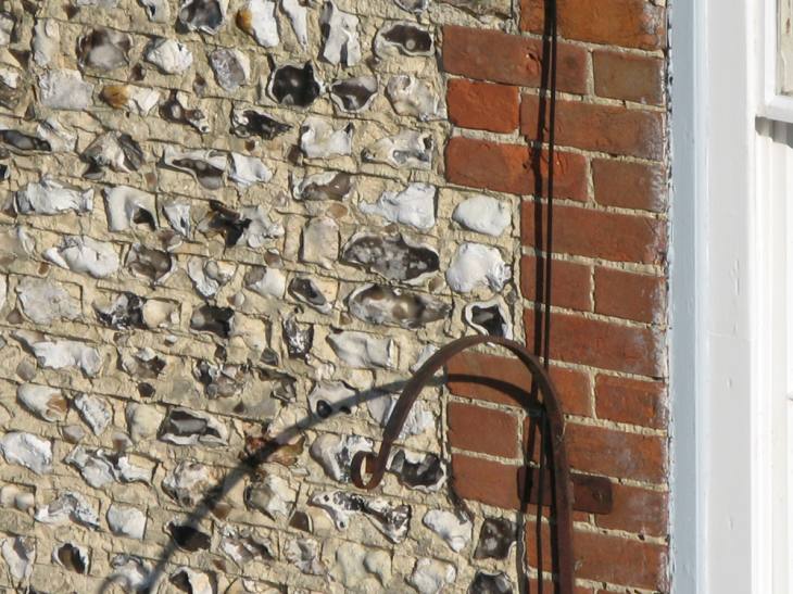 Country Pub closeup 2